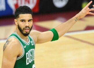 The Celtics edged the Cavaliers to take a 3-1 series lead