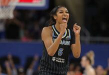 Angel Reese edged Kaitlyn Clark with 25 and 16 in Sky’s win