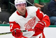 Vancouver Canucks, Daniel Sprong agree on one-year contract