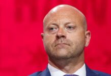 Stan Bowman, after Blackhawks case, hired as GM of Oilers