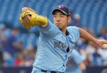 Astros acquire lefty Yusei Kikuchi from Blue Jays