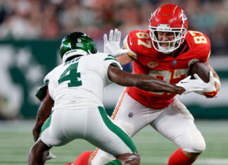 ‘Sunday Night Football’ scores ratings TD as Swifties tune in with Jets, Chiefs fans