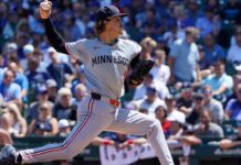 Twins starter Joe Ryan exits start early with triceps injury