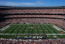 Browns’ plans for move to new domed stadium in suburbs hits snag