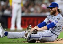 Mets’ Paul Blackburn takes liner off right wrist, leaves start