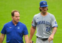 Royals’ Michael Lorenzen exits start with lower body fatigue