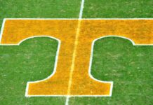 Tennessee’s Danny White makes the SEC’s highest-paid AD