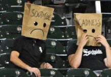 Skidding White Sox drop 9th in row, tie 1970 team with record 106 losses