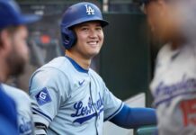 Shohei Ohtani receives standing ovation in return to Angel Stadium