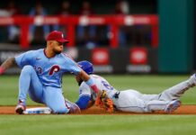 Phillies place Edmundo Sosa (back) on IL, recall Seth Johnson