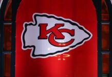 Source — Chiefs, Peyton Hendershot both fined for Ravens incident