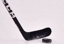 Bruins sign F Tyler Johnson for help on offense