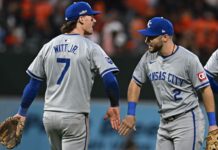 Royals shut out Orioles to take Game 1 of AL Wild Card Series