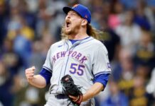 Mets ride momentum, top Brewers in Game 1 of NL Wild Card