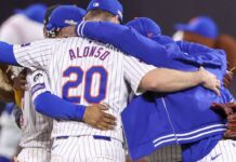 New York Mets defeat Philadelphia Phillies 7-2 in Game 3