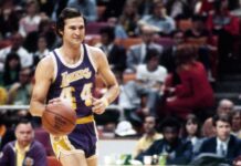 What are the longest winning streaks in NBA history?