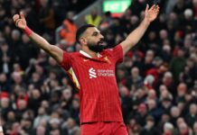 Liverpool go top thanks to ‘Mo Salah special’ as rivals falter