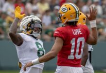 Source — Packers’ Love, Jacobs expected to face Lions