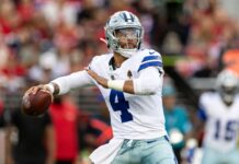 Dak Prescott’s scramble leads to wild Rico Dowdle TD for Cowboys