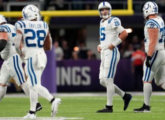 Joe Flacco to stay Colts QB1 despite offense’s season-low output